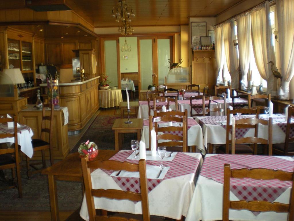 Hotel Restaurant A L'Etoile Merkwiller-Pechelbronn ภายนอก รูปภาพ