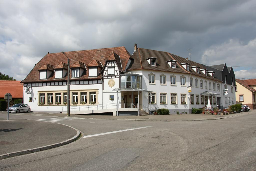 Hotel Restaurant A L'Etoile Merkwiller-Pechelbronn ภายนอก รูปภาพ